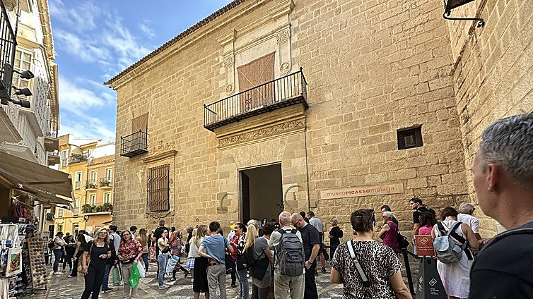 Visitor numbers to Malaga's Picasso and Carmen Thyssen museums have levelled out in 2025