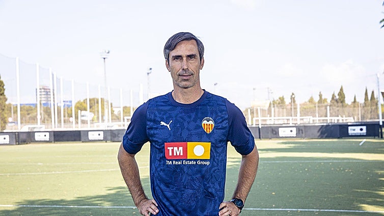 Valencia CF coach lost with kids in boat tragedy