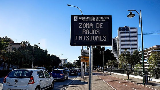 Malaga's Low Emission Zone does not fine cars with foreign number plates lacking environmental stickers