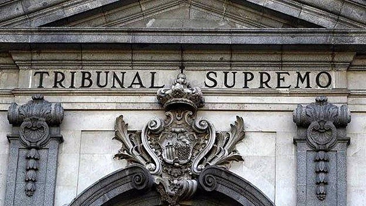 Spain's Supreme Court bans banks from charging both interest and fees on same overdraft