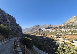 Benaoján on the left, Montejaque on the right