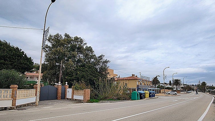 Eastern Costa del Sol town receives funding to improve coastal footpath and parking