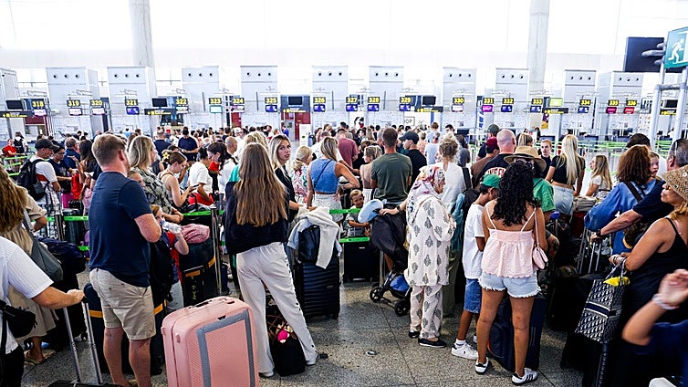 Malaga Airport closes 2025 with new all-time record of almost 27 million passengers