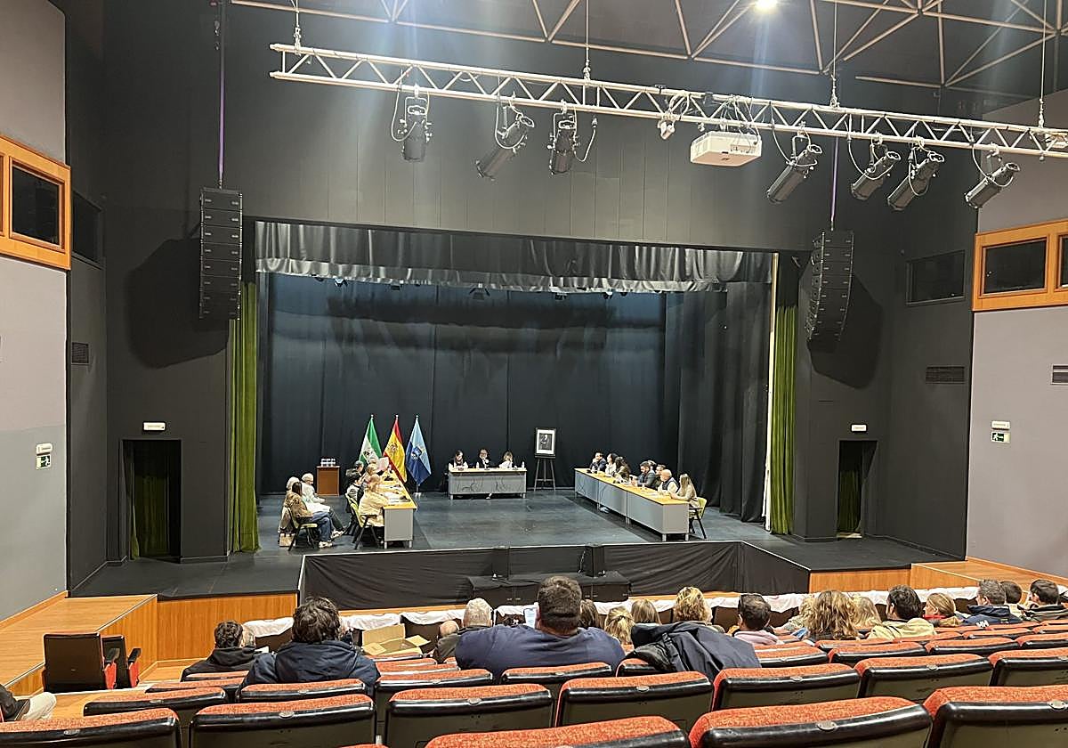 Costa Tropical town hall to call on Andalusian regional government to allow fishing in popular beauty spot