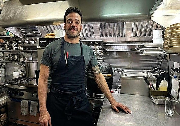 Pablo Rebollo, at the head of Candeal.