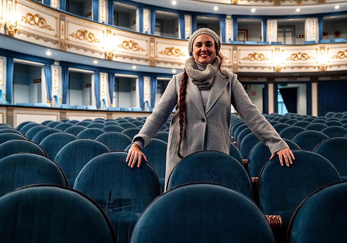 Klaudya, the Malaga diva who sings in hotels and has triumphed on Spanish TV