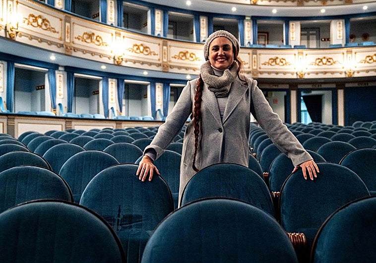 Klaudya, the Malaga diva who sings in hotels and has triumphed on Spanish TV