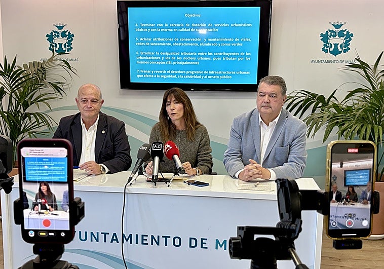 Михас начинает передачу 96 урбанизаций под управление города