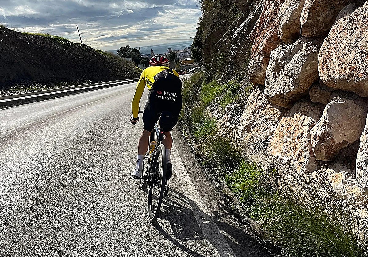 Two-time Tour de France champion crashes during Malaga training ride