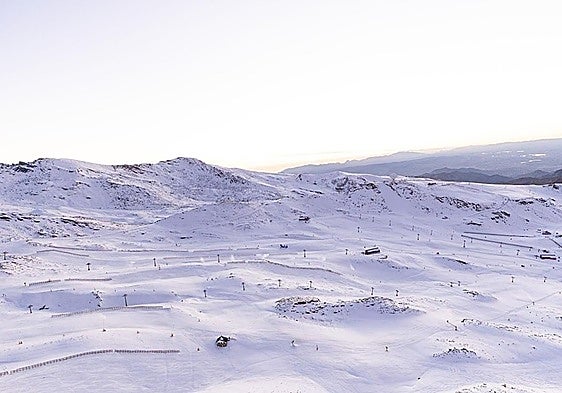 Strong winds force closure of Spain's Sierra Nevada ski resort