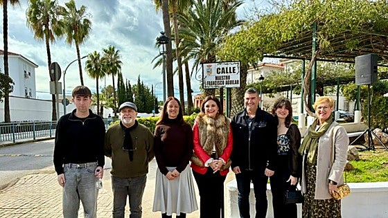 Torremolinos names a street in honour of 'role model' teacher