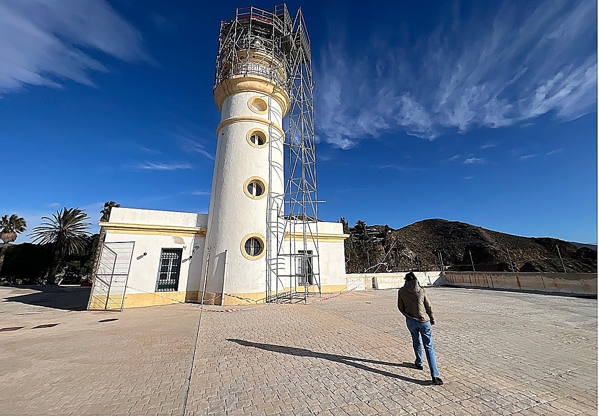 The Sacrafit lighthouse undergoing maintenance work.