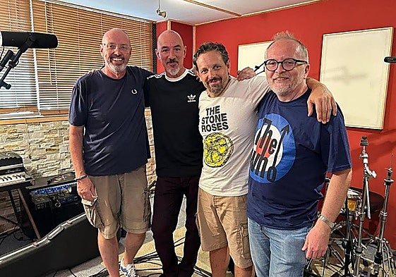 The BritPop Authority bring their Cool Britannia show to Mijas.