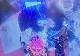 Mijas crime: police detain father and son suspected of five robberies and one stabbing in shops