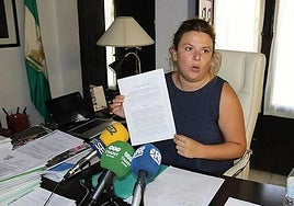 Archive image of former mayor of Ronda Teresa Valdenebro.