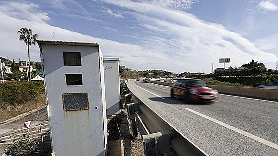 Spain's traffic authorities install 33 new speed cameras, two in Malaga province