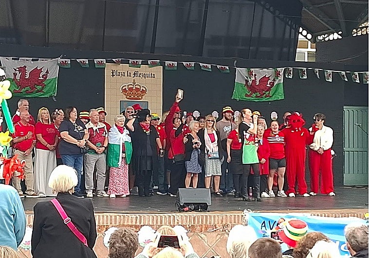 St David’s Day bash in Benalmádena raises 3,000 euros for children’s cancer cause