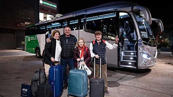 Hundreds of Andalusians trapped across globe due to closure of Persian Gulf air space