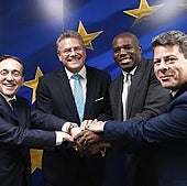 José Manuel Albares with UK Foreign Secretary David Lammy (2r), Gibraltar's Chief Minister Fabian Picardo (r), and EC Executive Vice-President Maros Sefcovic (2l).