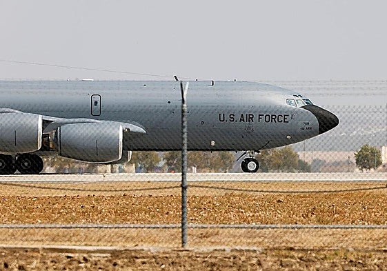 A KC-135 Stratotanker at the Morón de la Frontera airbase.
