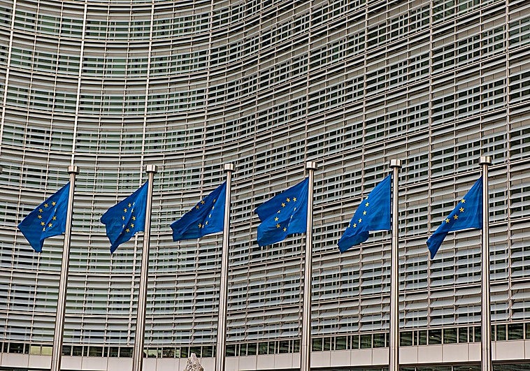 Еврокомиссия подает иск против Испании в Суд ЕС из-за директив по НДС