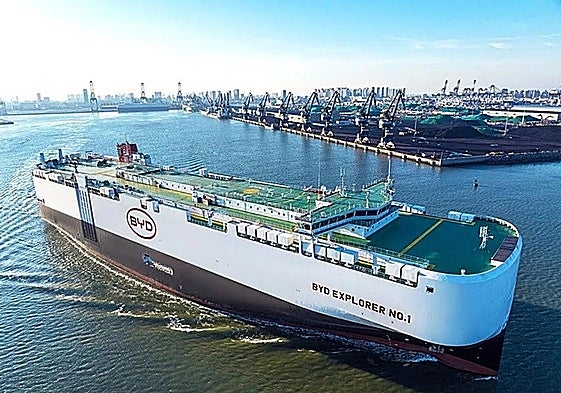 Chinese vehicle transport vessel Explorer 1