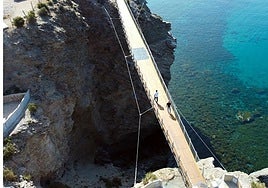 Torrenueva Costa is the first municipality in Granada to receive the 'Blue Path' award.