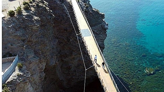 Costa Tropical suspension bridge route recognised at national awards ceremony