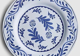 The Andalusian-inspired crockery.