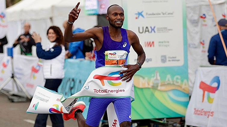 Vincent Kipkorir wins Malaga Half Marathon as race grows to 12,000 runners