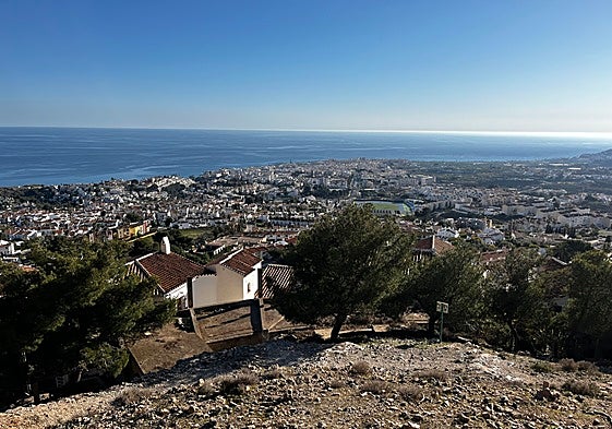 Panoramic view of the town centre of Nerja from the Capistrano urbanisation.