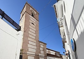 Salobreña's Rosario church closed temporarily due to problems with the roof