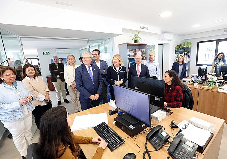 Marbella opens new tourist office and Aula del Mar after renovating its emblematic lighthouse