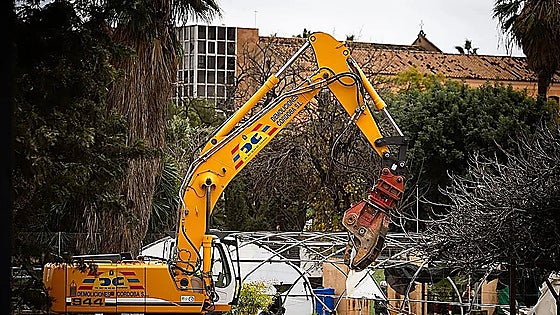 Malaga animal rights association says third hospital construction endangers cat colony