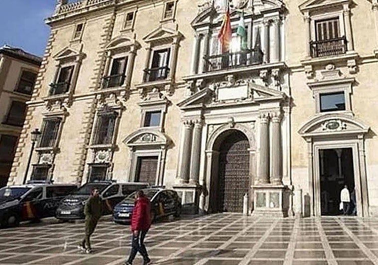 Four-year prison sentence upheld for reserve Guardia Civil officer for selling cocaine at work
