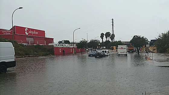 Malaga flood prevention pumps collapse and create lagoon in industrial area