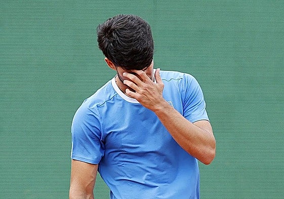 A despondent Alcaraz during Sunday's final.