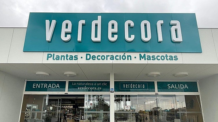 Verdecora Málaga celebrates its tenth anniversary by expanding its store by 3000 m2 dedicated to plants and flowers
