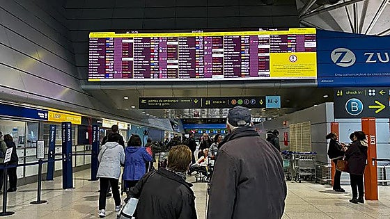 Airlines start to suspend flights due to rising fuel costs: what rights do passengers have?