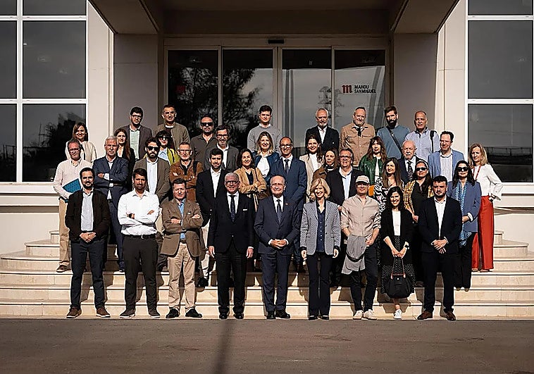Group photo from the presentation of the local innovation index in Malaga.