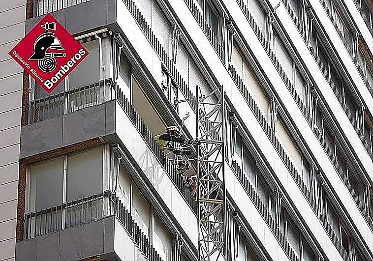 Two workers killed in Benidorm scaffolding collapse