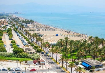Torremolinos bans bathing at Los Alamos beach