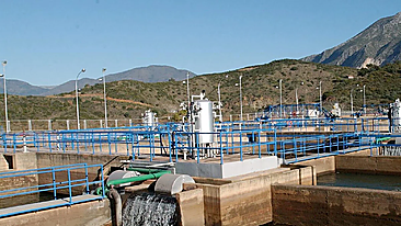 Photo of the Río Verde water treatment plant.