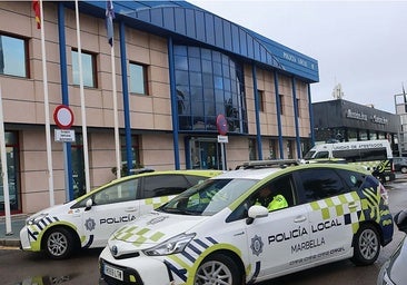 Two police officers resuscitate a nine-month-old baby after she went into cardiorespiratory arrest in Marbella