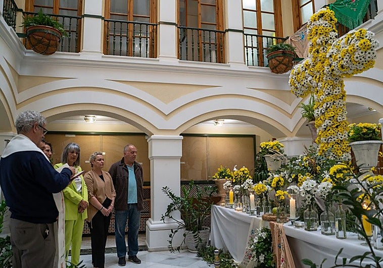 The decorated May cross in Benalmádena town hall last year.