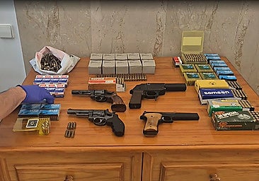 Arsenal the police discovered in the suspect's home in Alhaurín el Grande in Malaga province.