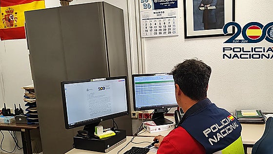 Malaga child abuse: man suspected of soliciting sexual images from teenager has record of two previous reports