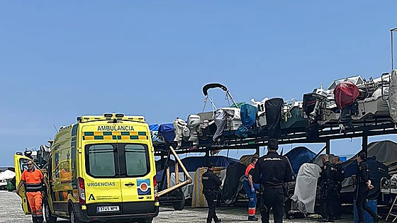 Malaga 112: Hero boatyard owner saves drowning woman in Velez-Malaga jet ski rescue