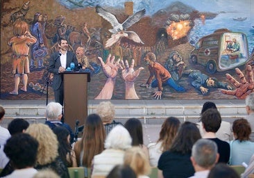 A mural that seeks 'neither resentment nor revenge; only memory' in the Axarquía