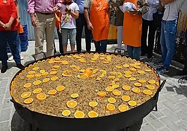 The traditional sopa hervia made with local oranges.